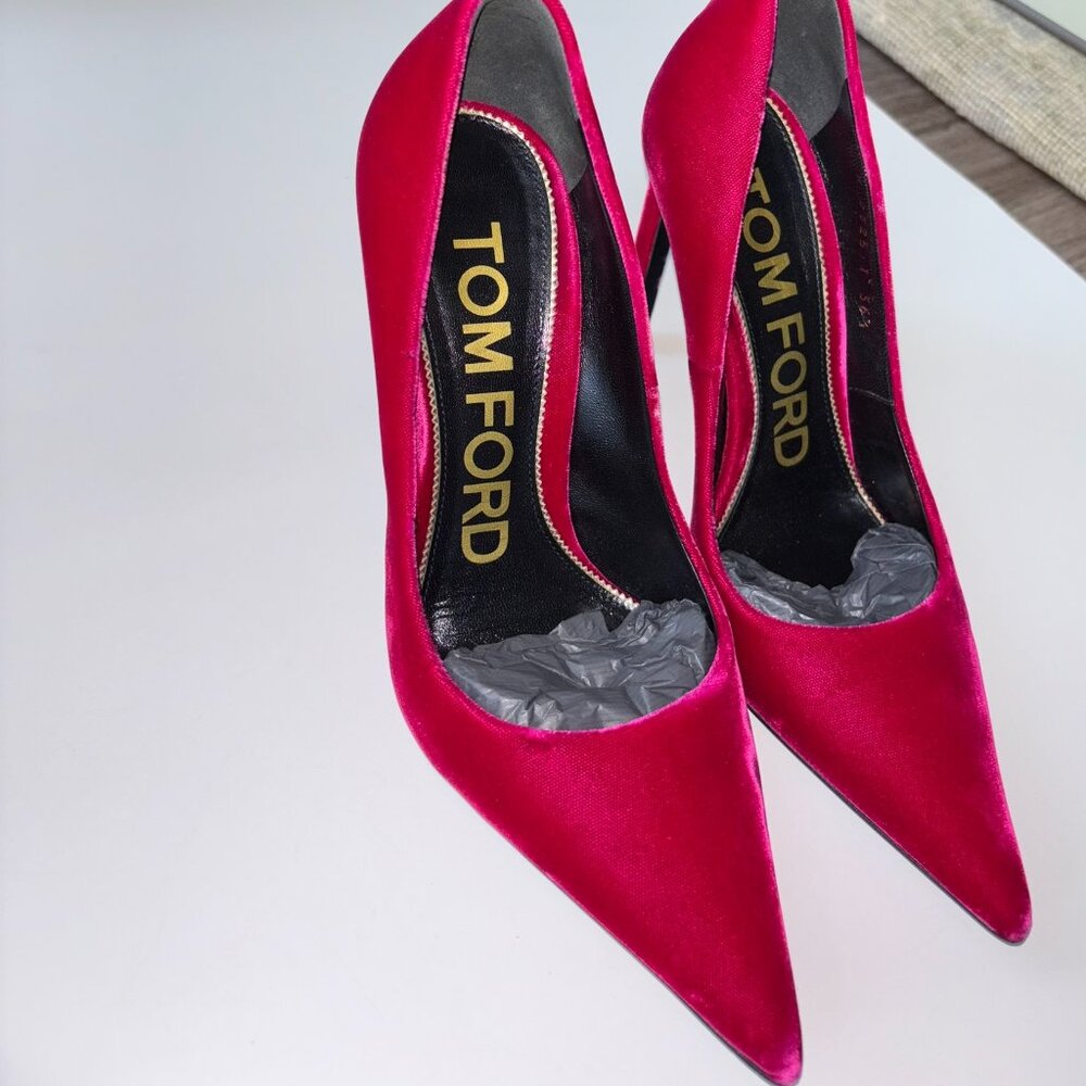 TOM FORD velvet heels, size 6.5. Full set in great condition